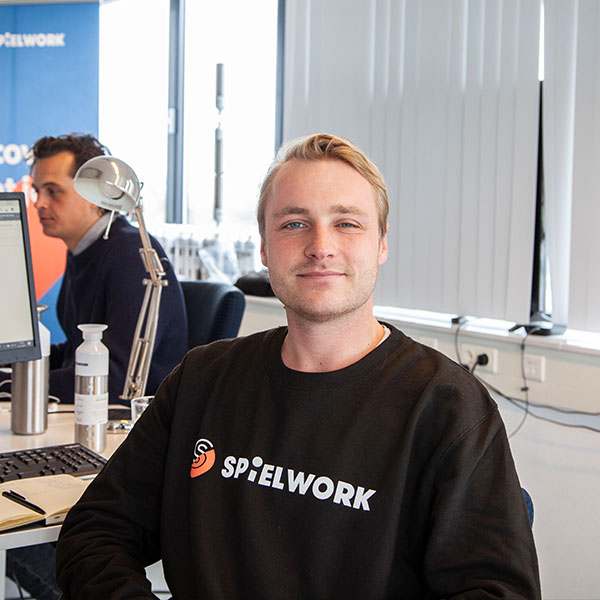 Photo of employee Alexander Borstlap