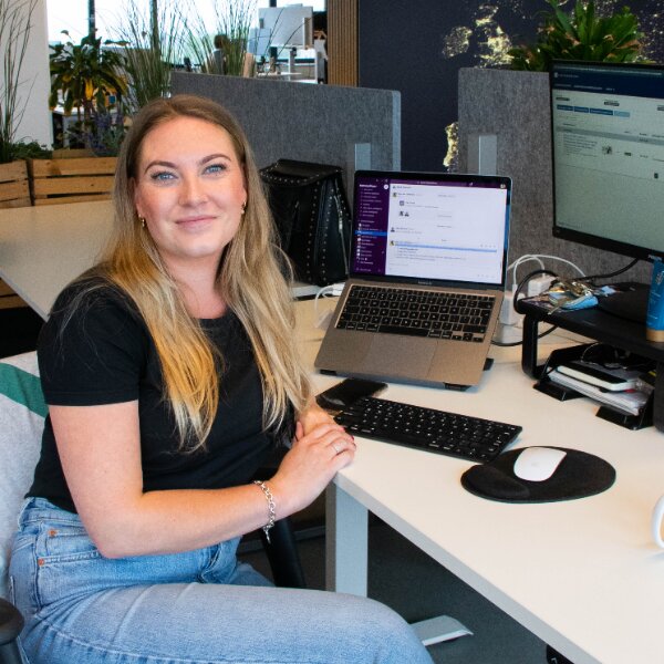 Photo of employee Vera van Laarhoven