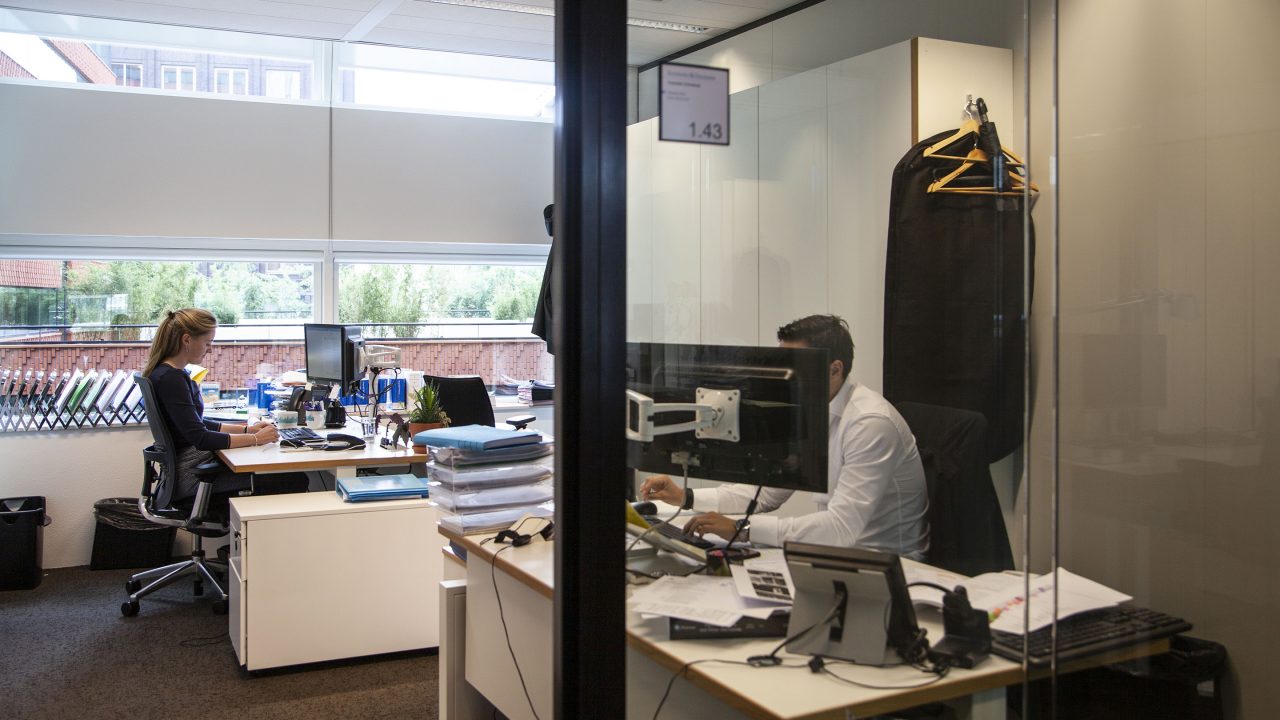 Advocaat-stagiaire Transactie - Simmons & Simmons
