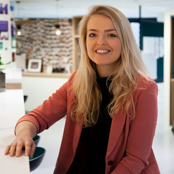 Foto van medewerker Carmen Hoos