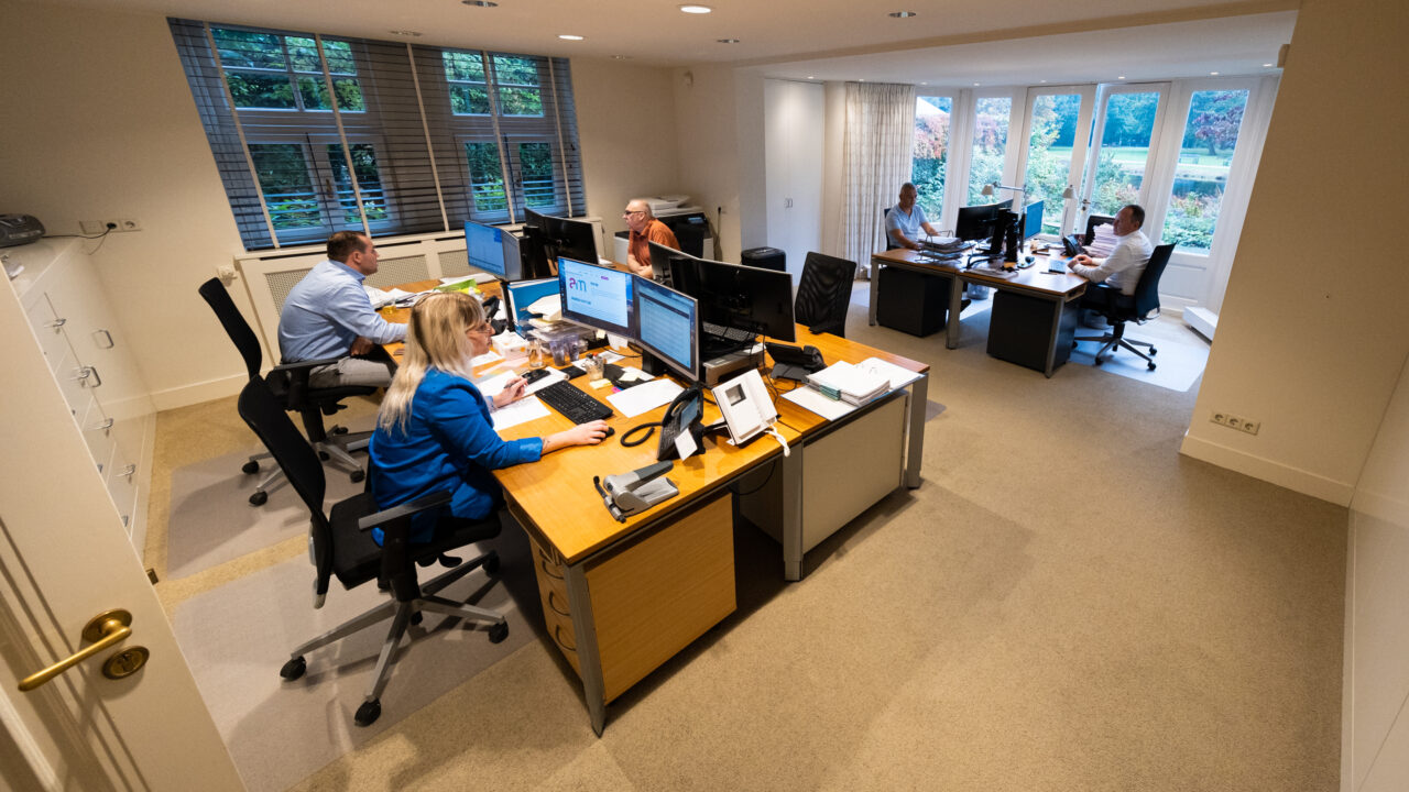 Financieel Administratief Medewerker - Amsterdamse Maatschappij
