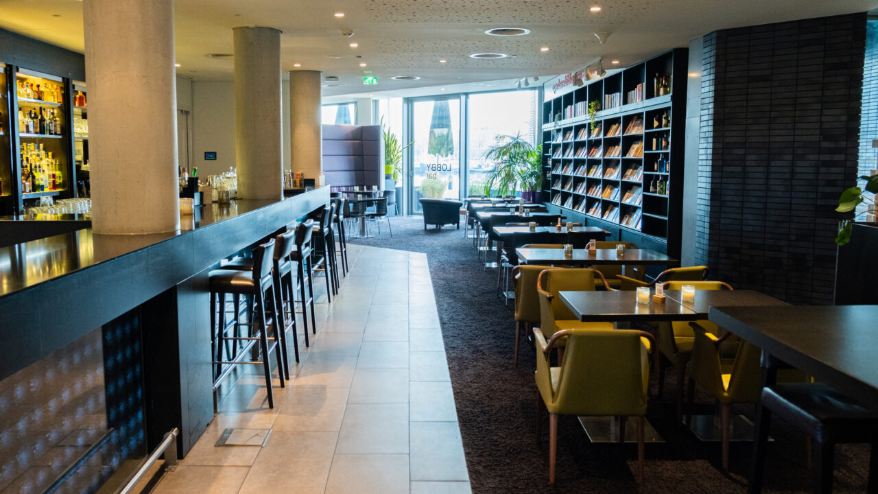 Bartender - DoubleTree by Hilton Amsterdam Centraal Station