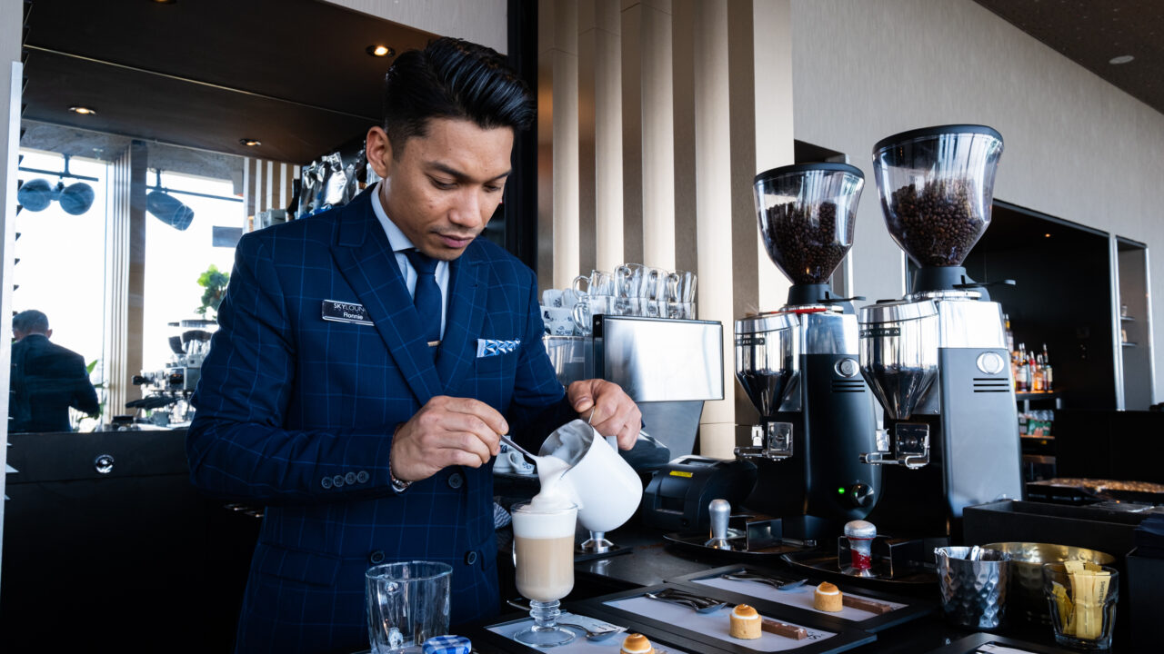 Bartender / Barista SkyLounge Amsterdam - DoubleTree by Hilton Amsterdam Centraal Station
