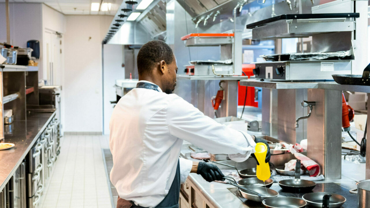 Breakfast Kitchen Assistant - DoubleTree by Hilton Amsterdam Centraal Station