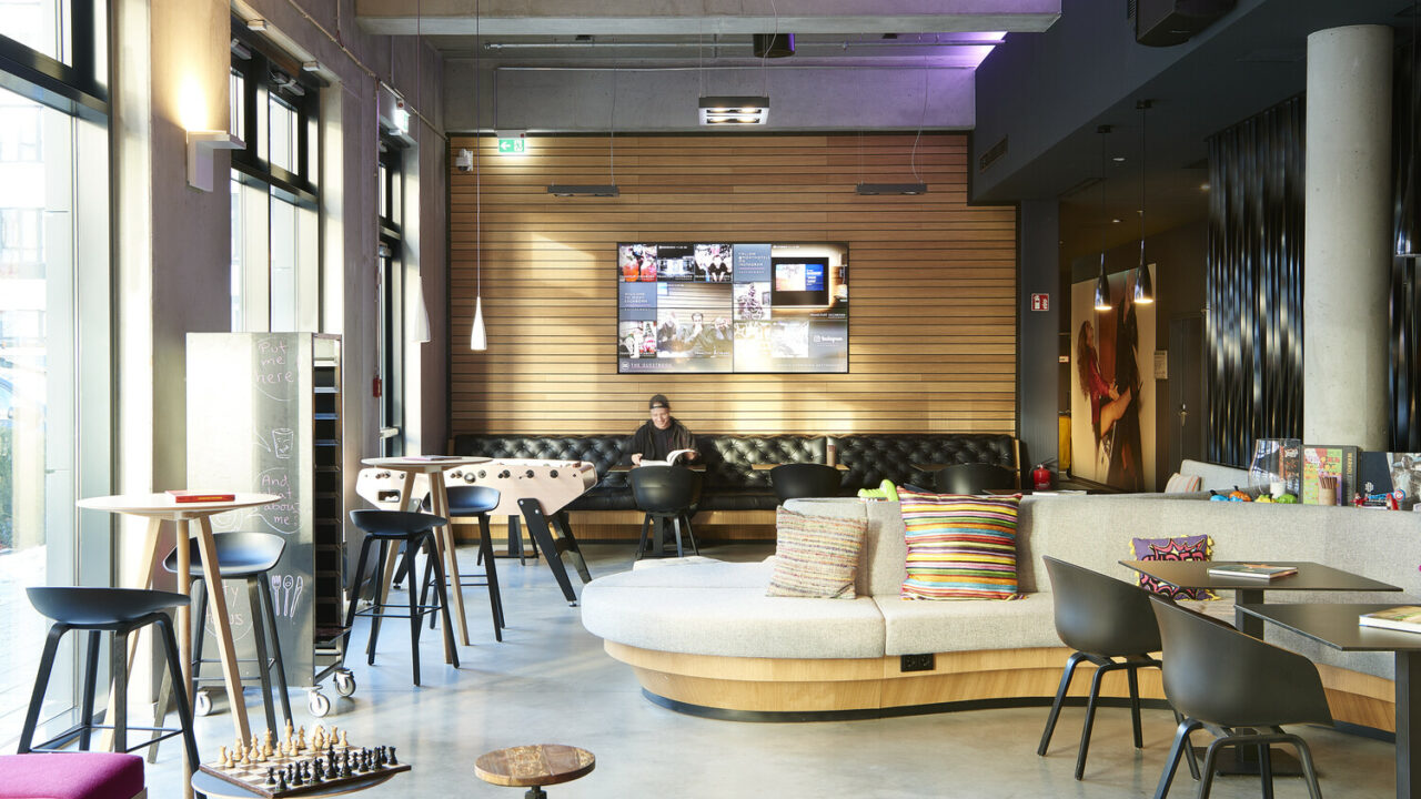 Front Office Supervisor/Shift Leader - Hotel Co 51