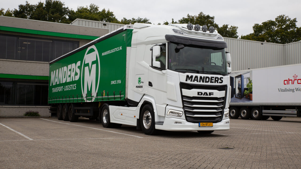 Chauffeur - Manders Transport & Logistics