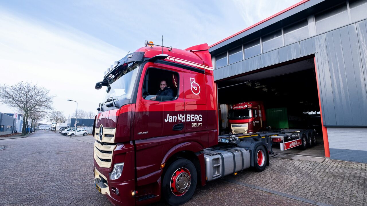 Chauffeur - Jan van den Berg Transport