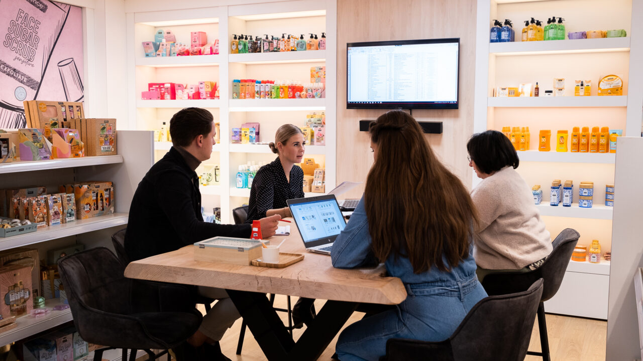 Administratief Medewerker Legal, Quality & Compliance - Topbrands